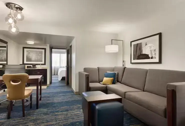Embassy Suites by Hilton Columbus - Chambres