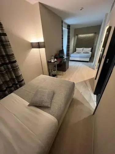Hotel Diplomatic - Chambres