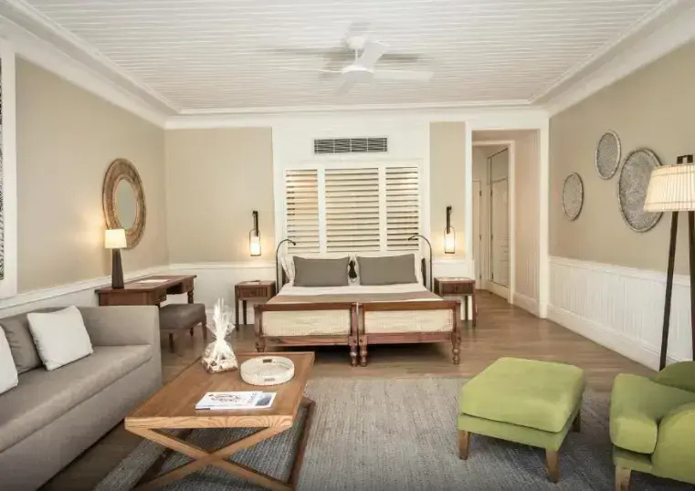 Heritage Le Telfair Golf & Spa Resort Room Type - Deluxe Double Suite beachfront (full double bed)