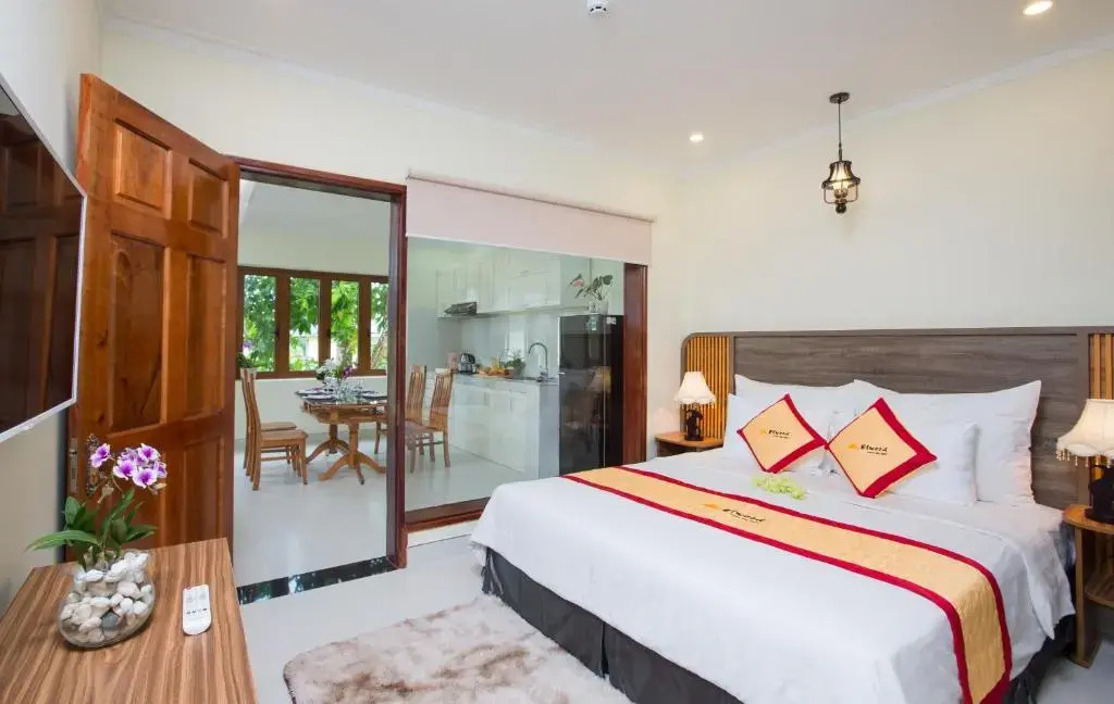Double Family Suite (full double bed)