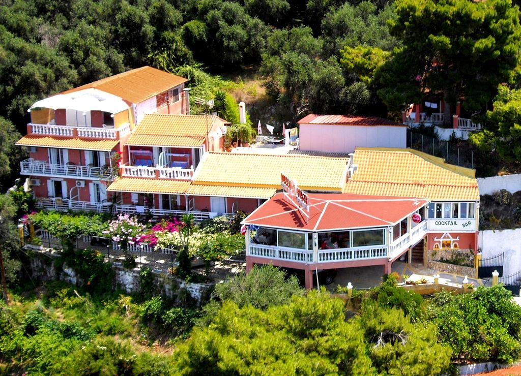 Bella Vista Apartments