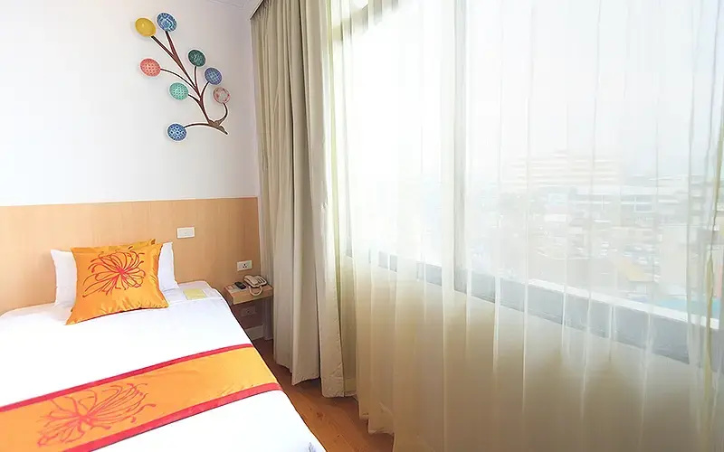 Classic Double room (full double bed)