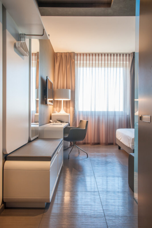 Comfort Twin room (twin beds) — room photo 3