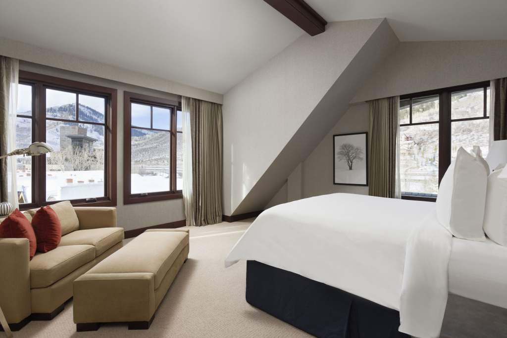 3 Bedrooms Champagne Glade Residence