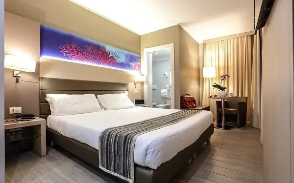 Deluxe Double room with sea view (full double bed)