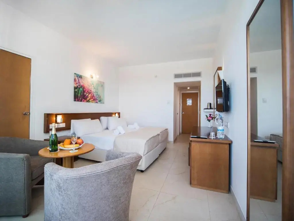 Standard Double room with inland view (twin beds)