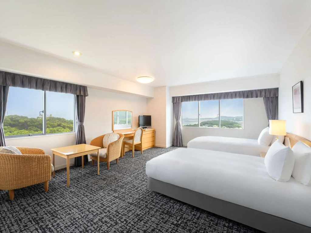 Classic Deluxe Quadruple Suite