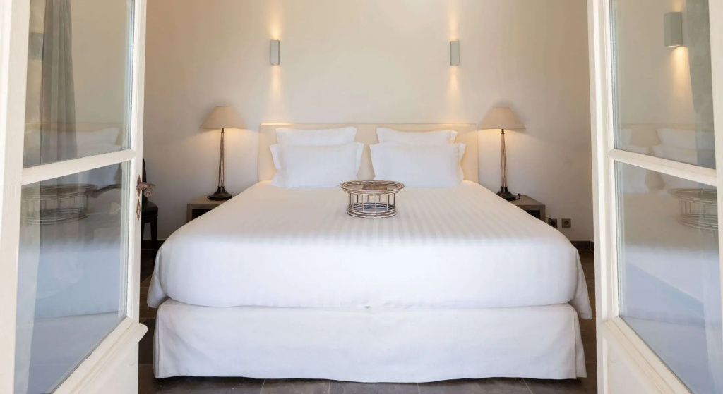 Sunset Double Suite (full double bed)