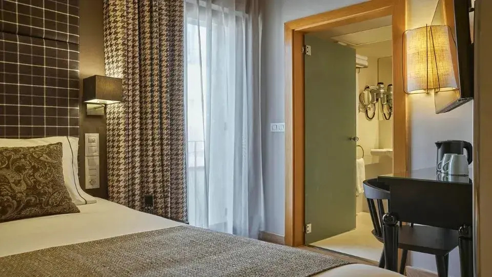 Hotel Hesperia Barri Gòtic - Chambres