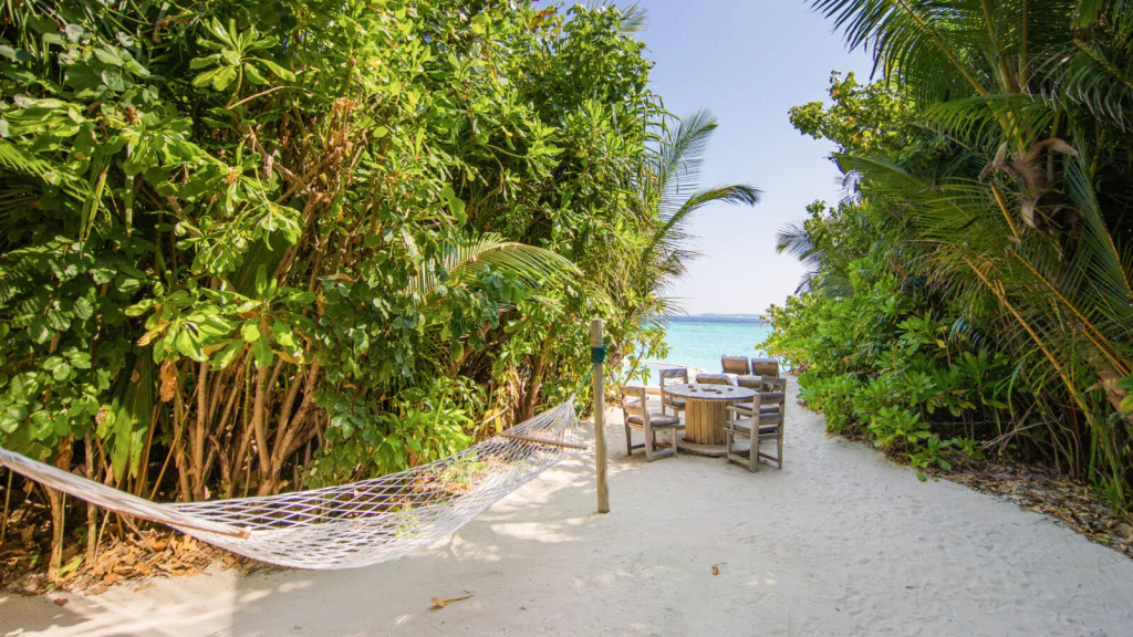 Люкс with Pool Crusoe с 2 комнатами в Soneva Fushi