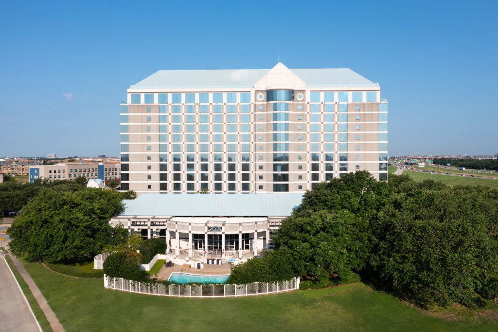 Renaissance Dallas North Hotel — фото