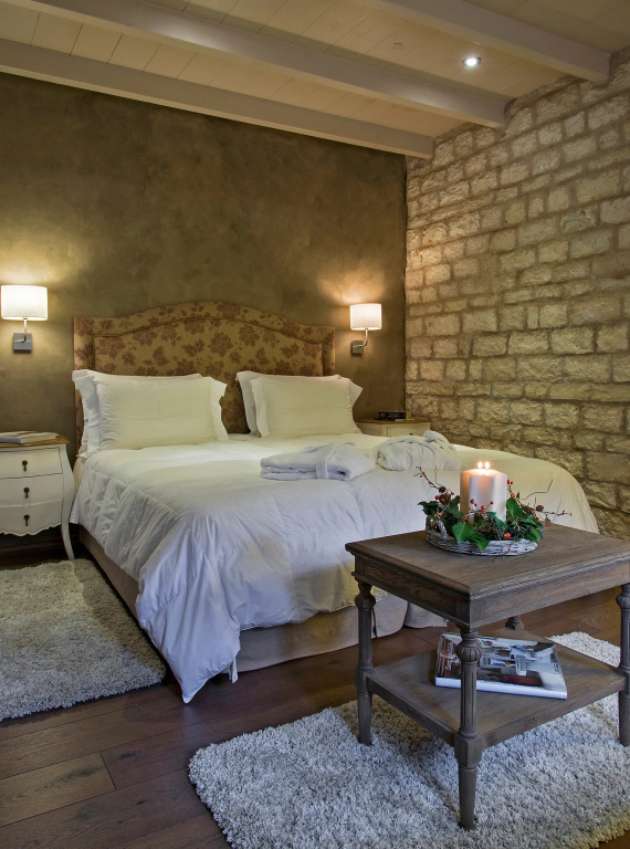 Standard Double Basement room (full double bed)