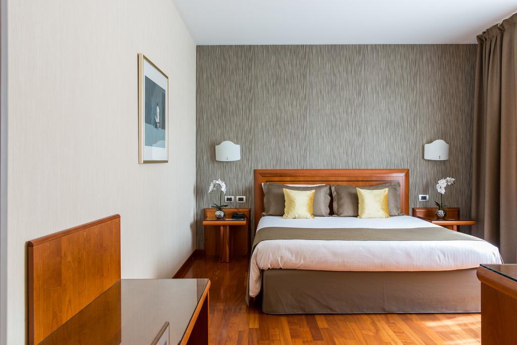 Двухместный номер Superior двуспальная кровать в Hotel Palace Verona
