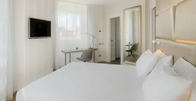 Double Junior Suite (twin beds)