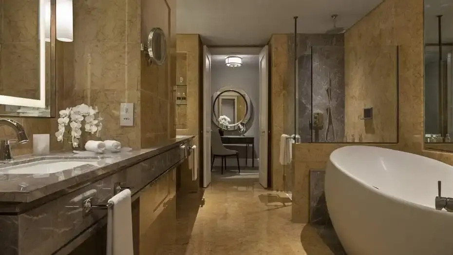 Four Seasons Singapore