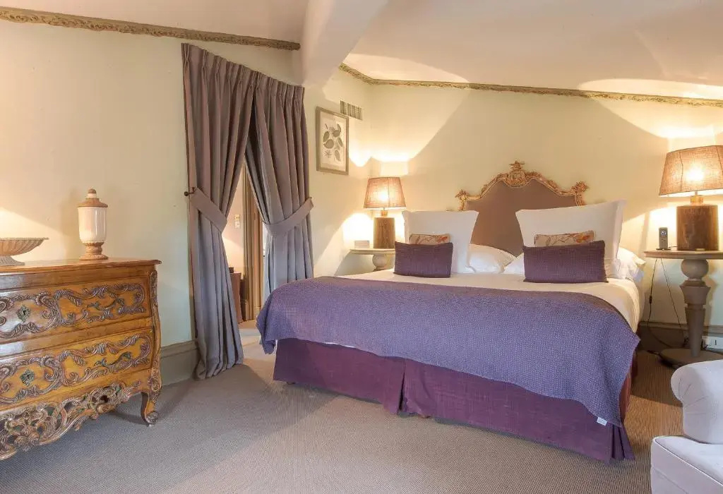 Le Colombier Double room (full double bed)