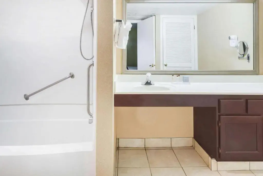 Hawthorn Extended Stay by Wyndham Columbus North - Chambres