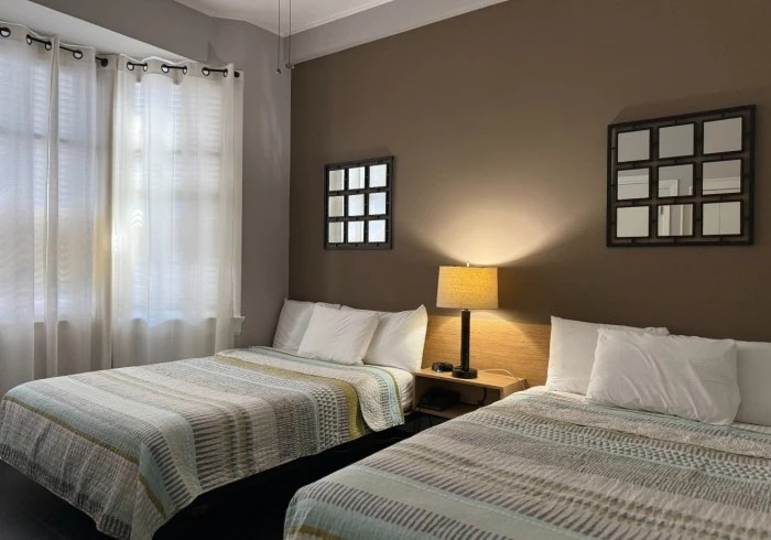 Touchstone Hotel - City Center - Chambres