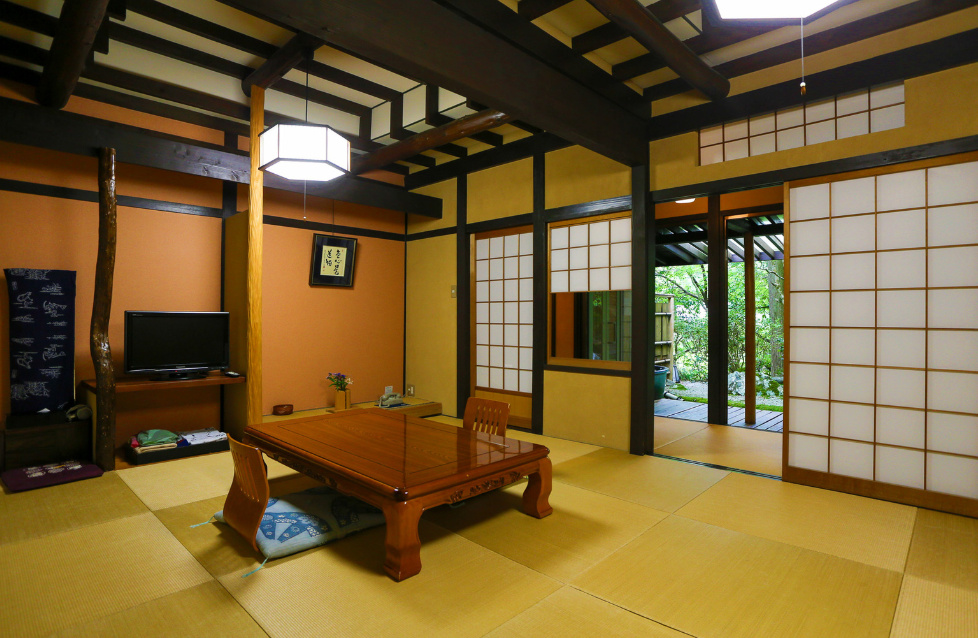 Momijiya Honkan Takao Sansou Ryokan 사진 18