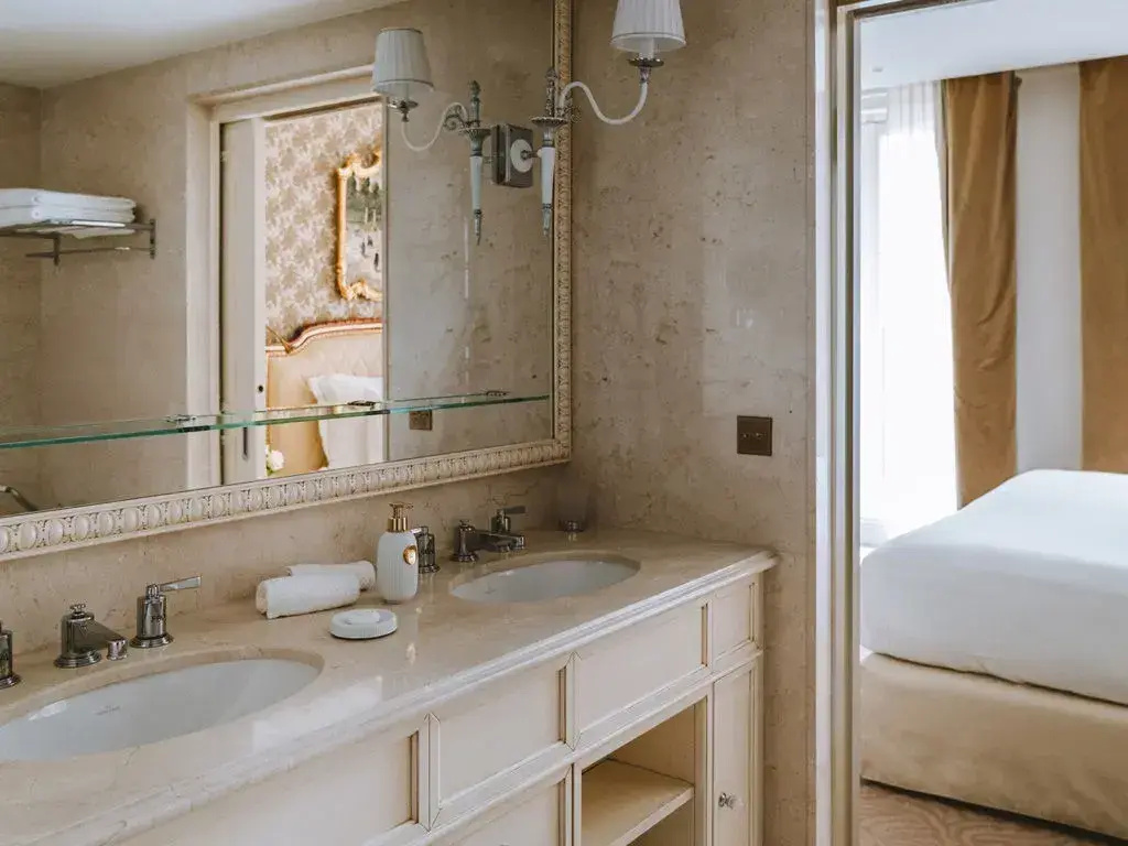 Hôtel Splendide Royal Paris - Relais & Châteaux 45