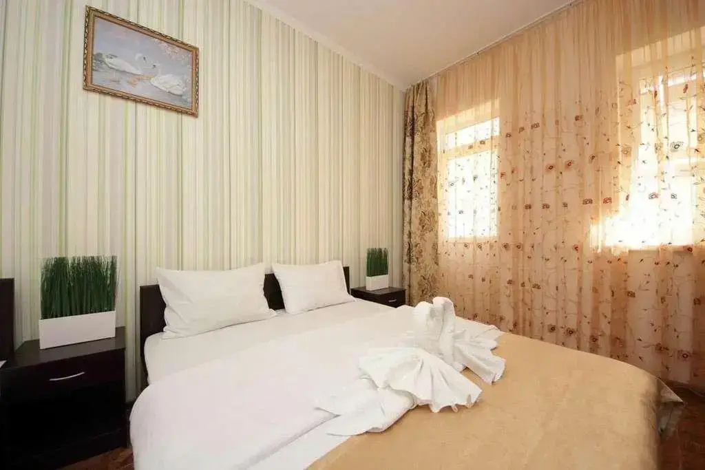 Standard Double room with balcony (full double bed)