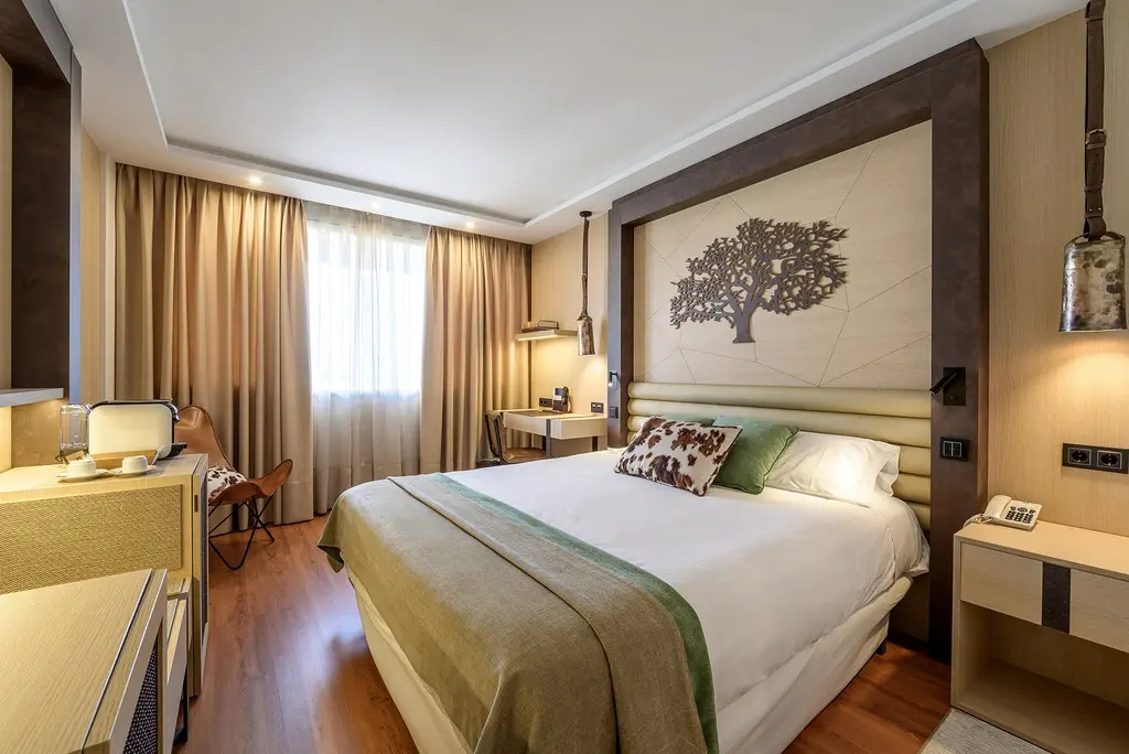 Deluxe Family room