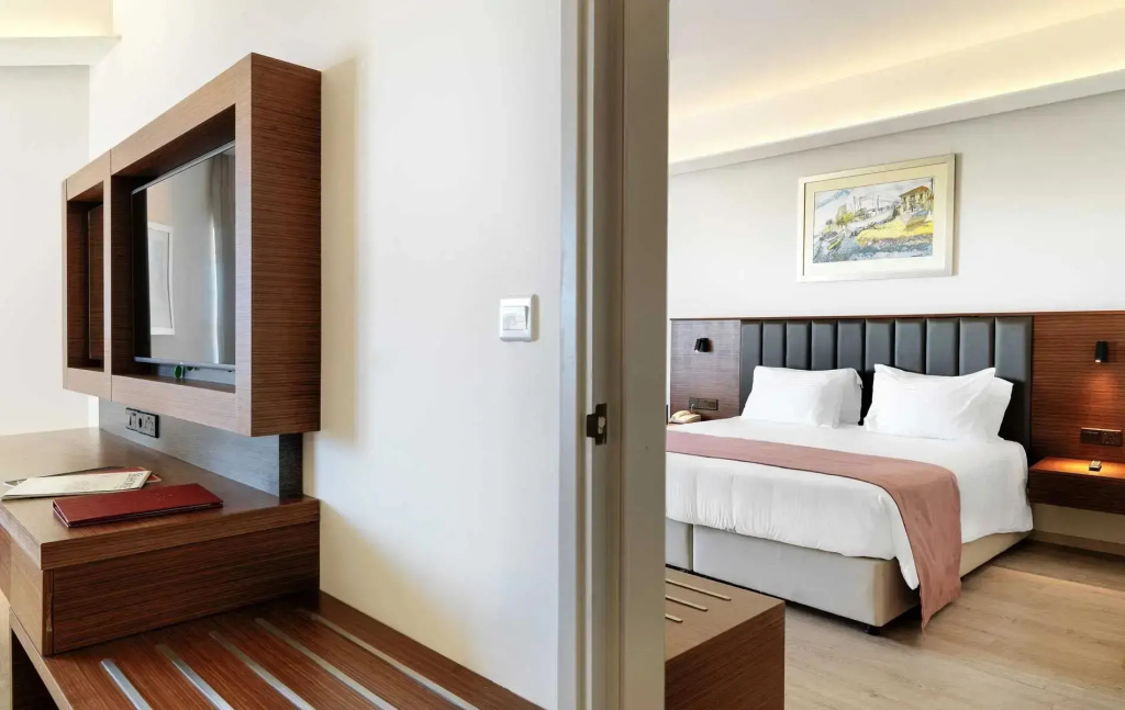2 Bedrooms Family Quadruple room Sea View