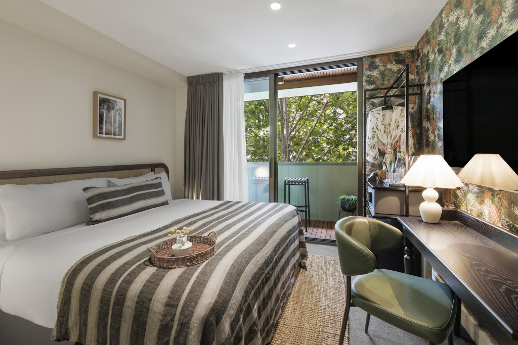 The Oxford Double room with balcony (full double bed)