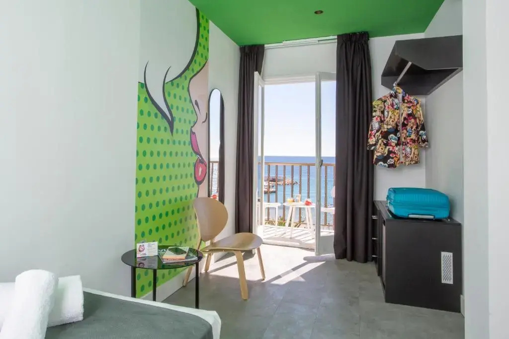 Casual Pop Art Benidorm - Général