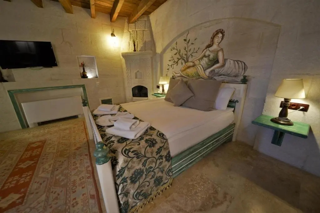 Honeymoon Double Suite (full double bed)