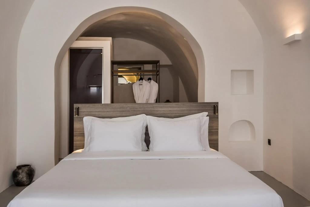 Sun Rocks with private pool Double Suite (full double bed)