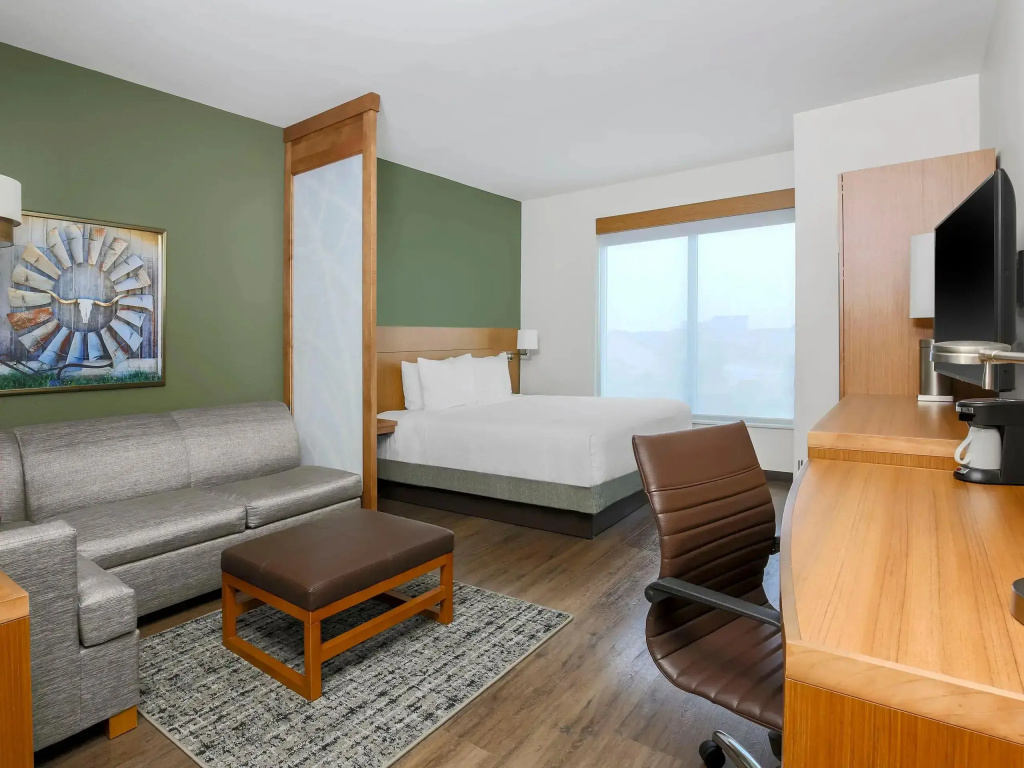 Double room (full double bed)