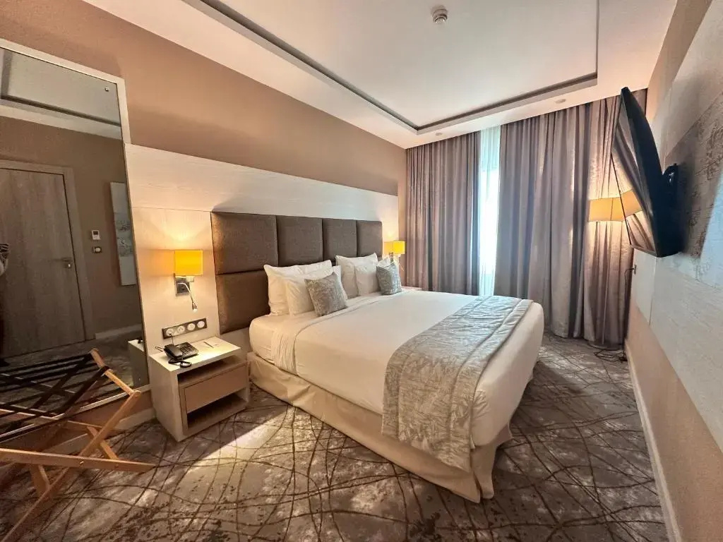 Deluxe Quadruple Family Suite