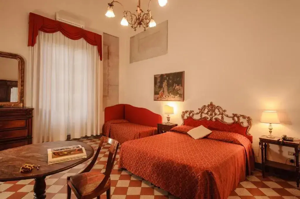 Junior Suite with balcony