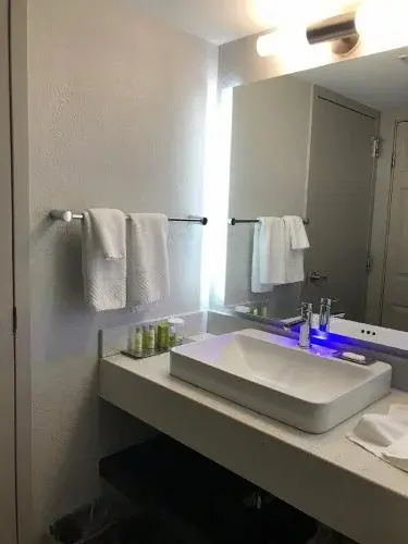 DoubleTree by Hilton Hotel Austin Northwest Arboretum - Chambres
