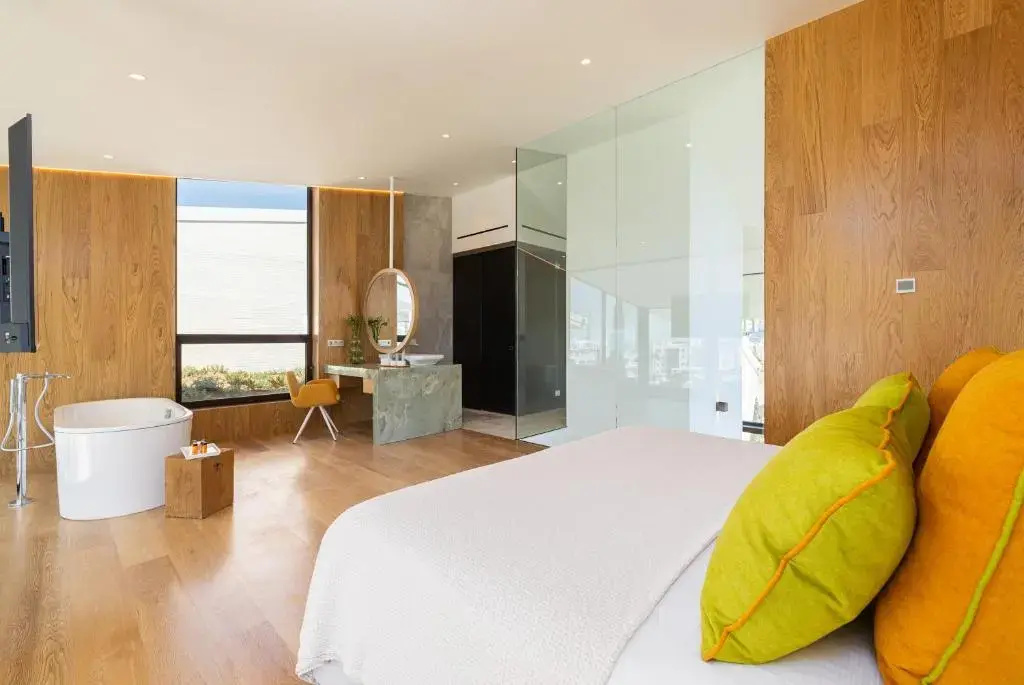 3 Bedrooms Panoramic Leiro Residences Villa