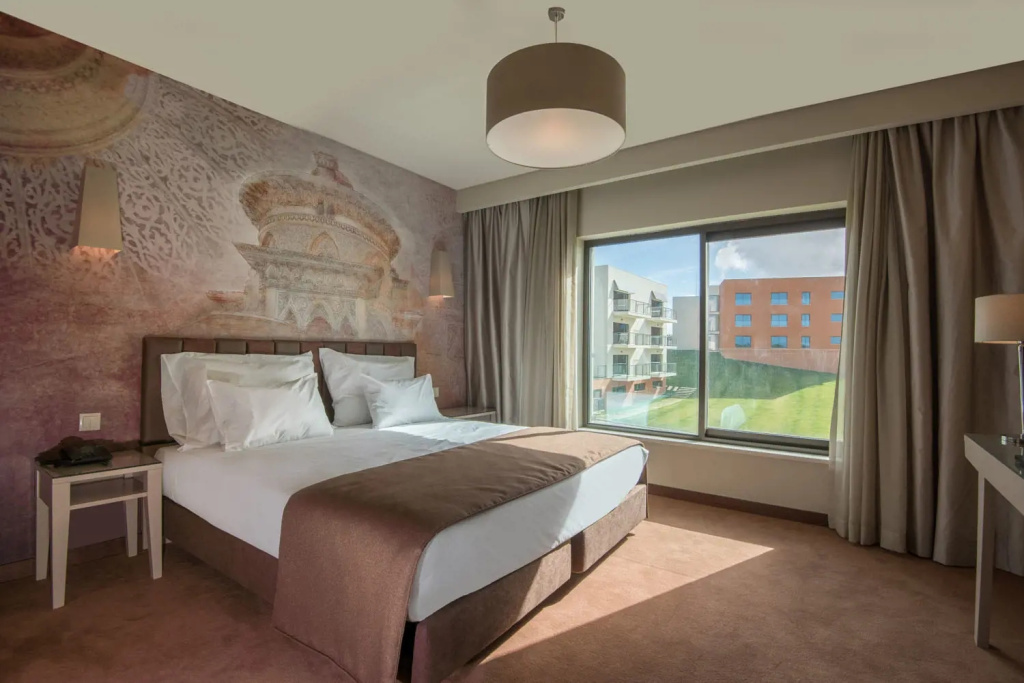 2 Bedrooms Quadruple Apartment