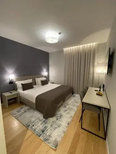 Standard Double room with view (full double bed)