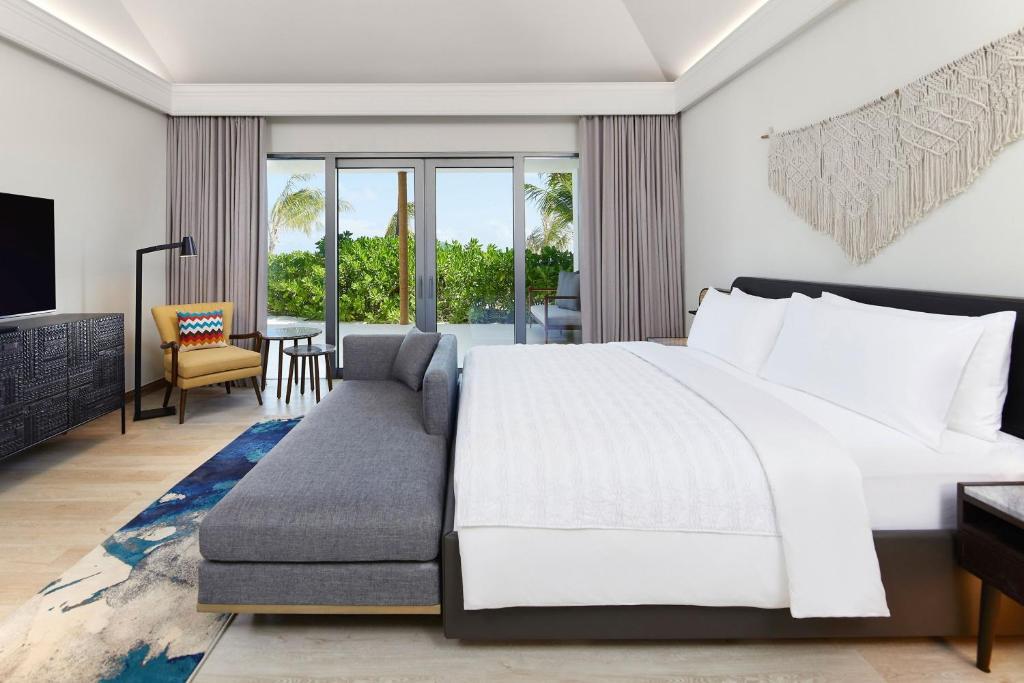 Le Meridien Maldives Resort & Spa