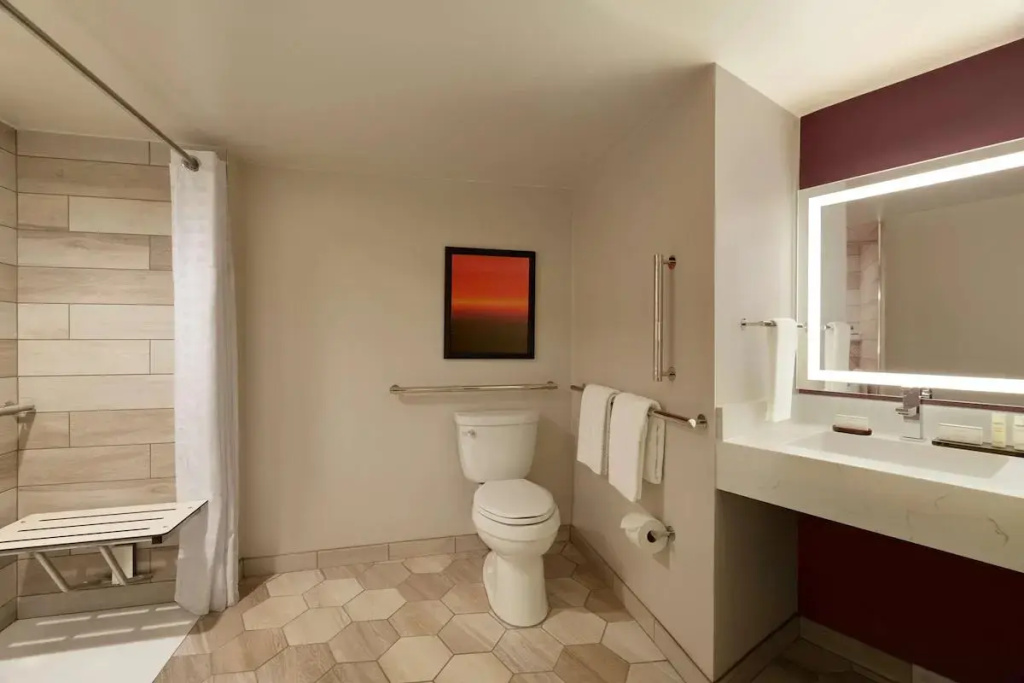 Embassy Suites by Hilton Phoenix Downtown North - Chambres