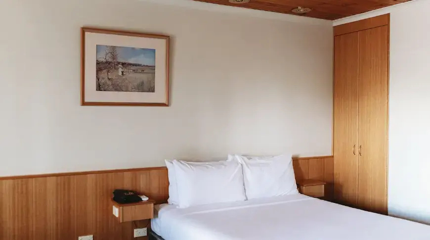 Executive Double room (full double bed)