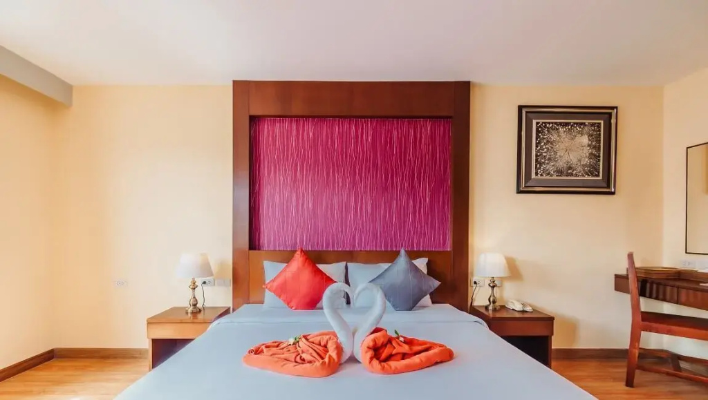Elite Suites Patong Hotel - Chambres