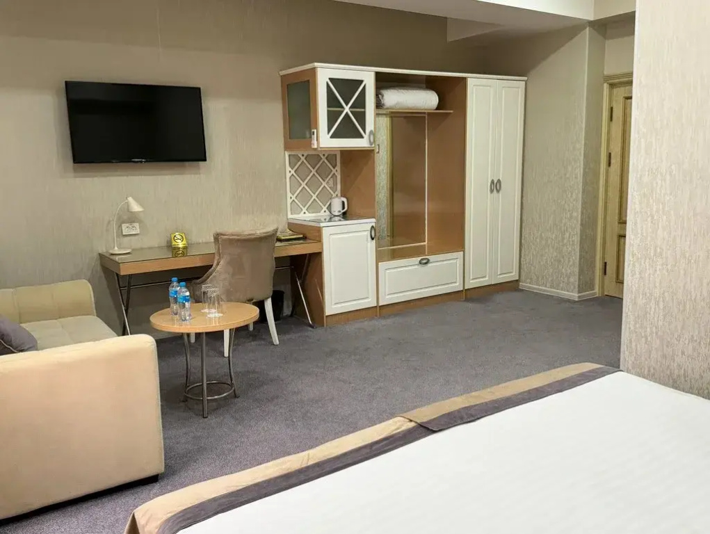 Grand Standard Double room (full double bed)