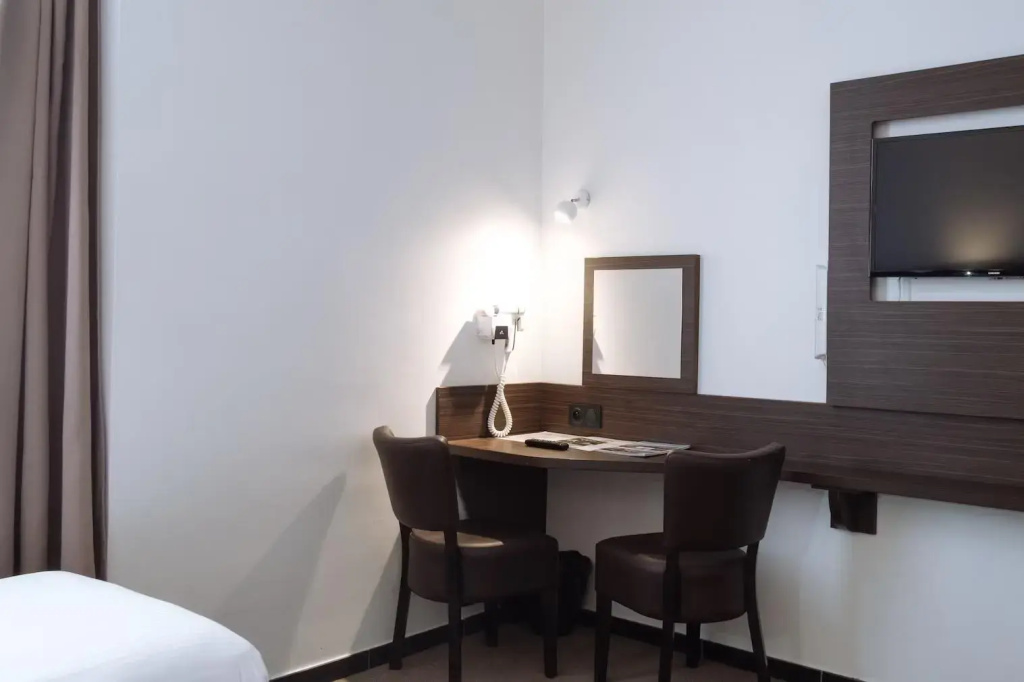 Hôtel & Appartements Monsigny - Chambres
