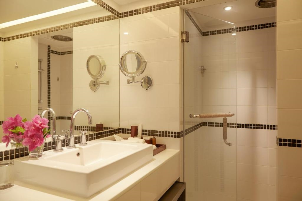 The Boathouse Phuket Hotel - Chambres