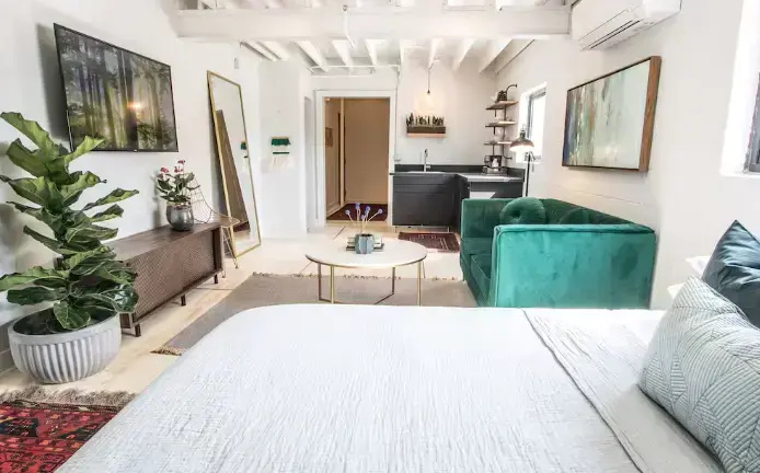 Signature Double Suite (full double bed)