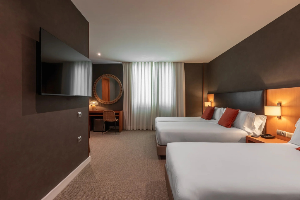 Hotel Acta Sant Just - Chambres
