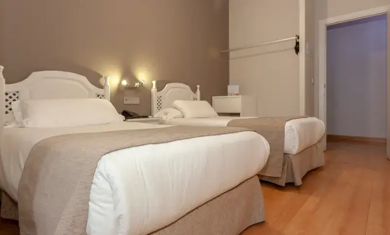 Hotel AACR Monteolivos - Chambres