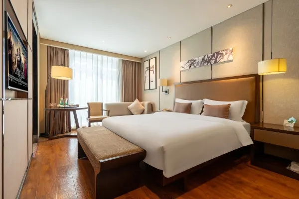 Elegant Double room (full double bed)