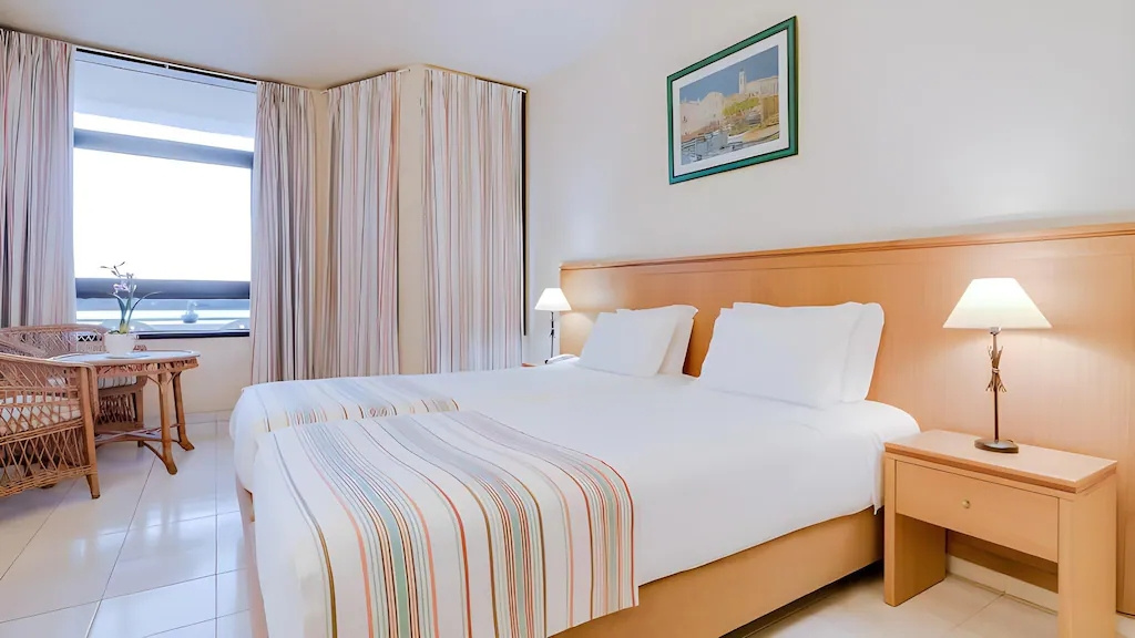 Auramar Beach Resort - Chambres